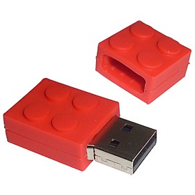 Revive tus tardes de infancia jugando con los legos con esta ingeniosa memoria USB con 2GB de capacidad. Además de tener un diseño atractivo muy retro es una práctica herramienta para almacenar...