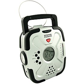 Reloj, Linterna y Radio Dinamo para Excursionistas Intrépidos