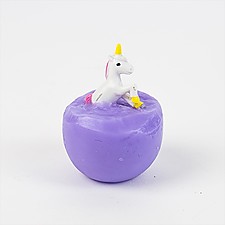 Jabón de manos con un unicornio en su interior