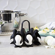 Cesta para huevos con forma de pingüinos