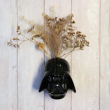 Florero de pared con forma de Darth Vader