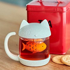 Taza de té en forma de gatito con pez infusor