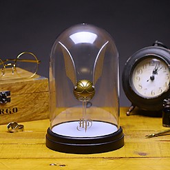 Lámpara campana de Harry Potter con Snitch dorada