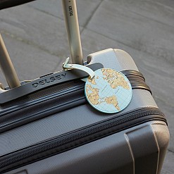 Etiqueta para equipaje con mapamundi estampado