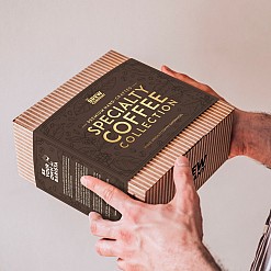 Caja de regalo con siete cafés de especialidad en grano