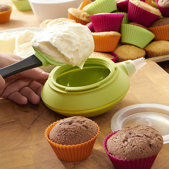 Incluye los utensilios para preparar cupcakes perfectos