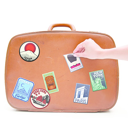 Personaliza tu equipaje con las pegatinas para maletas