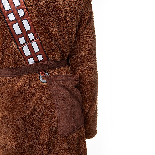 El bolsillo imita la bolsa de piel que lleva Chewbacca