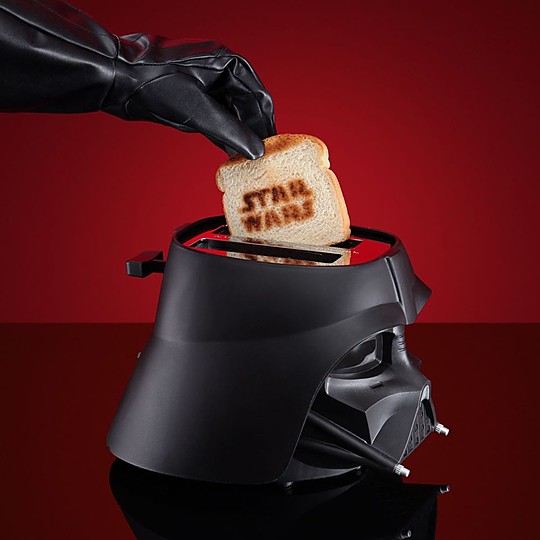 Con la tostadora Darth Vader la fuerza te acompañará