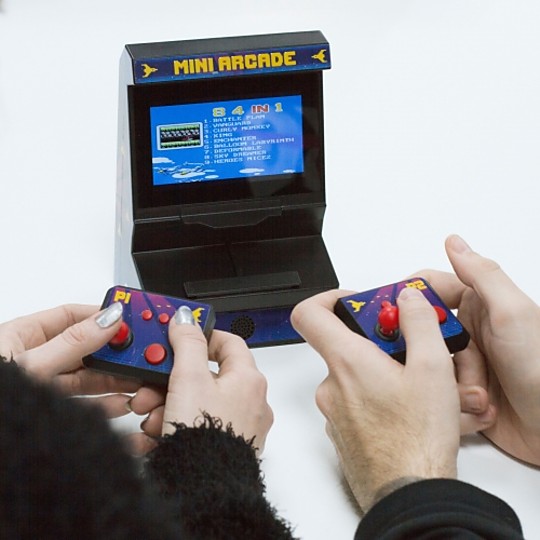 La mini consola arcade para dos jugadores