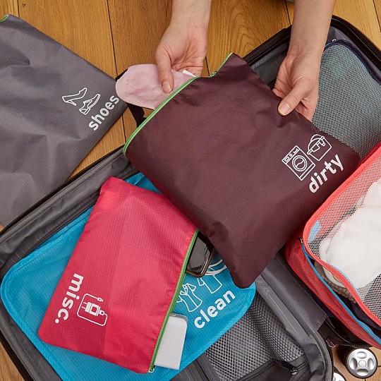 Organiza tu maleta gracias a este set de bolsas