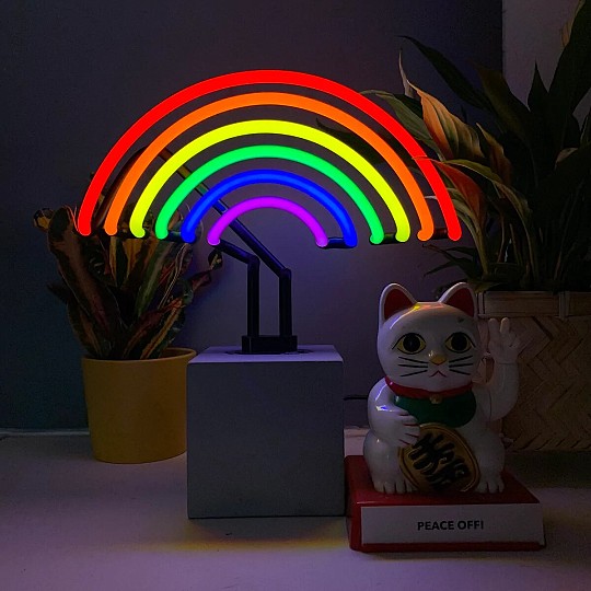 Lámpara de neón arcoíris