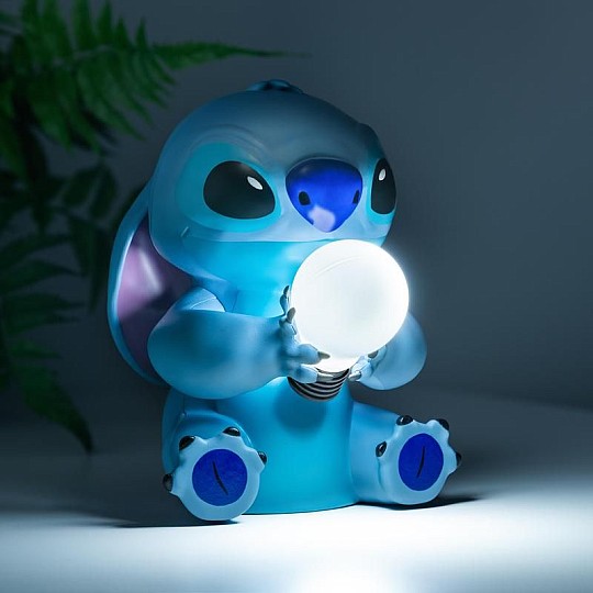 Una divertida lámpara con la forma de Stitch de Lilo & Stitch.