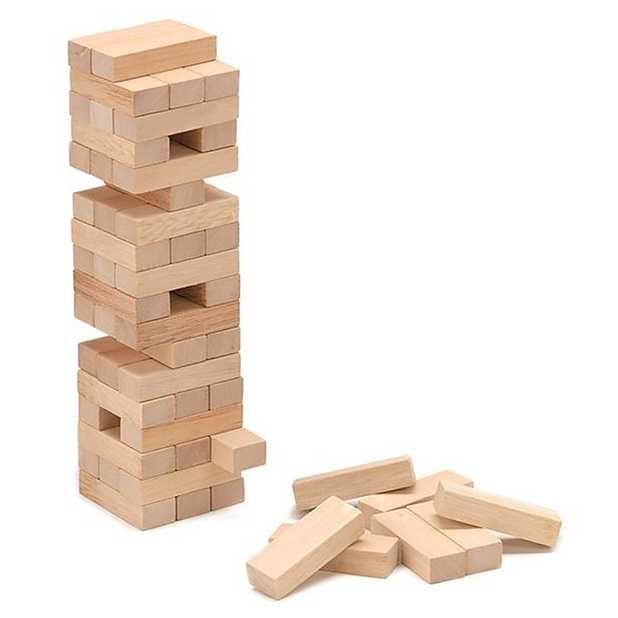 and el juego de la torre de madera. Curiosite