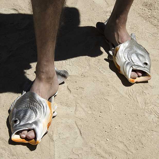 Uniqstore Sandalias Tricky Pescado Zapatillas de Estar por casa Creativas Pescado Estilo Playa Simulación Pez Playa Zapatillas Hombre Color