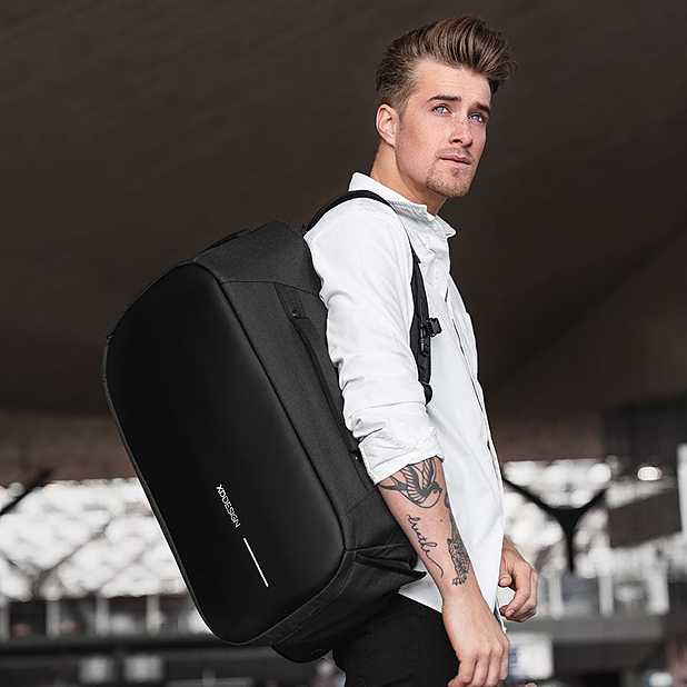 Bobby Duffle: la bolsa de viaje convertible y antirrobo. Curiosite