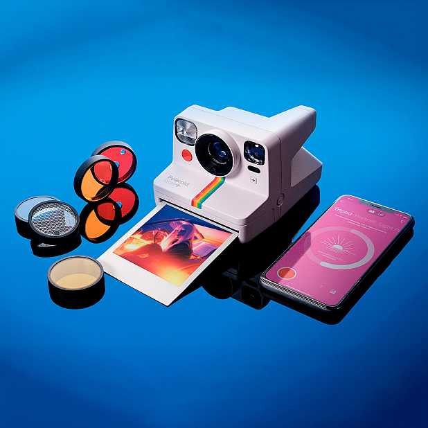artillería adolescentes Inspiración Cámara instantánea Polaroid Now+ i-Type. Curiosite