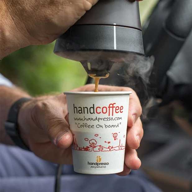 Cafetera portátil para el coche Handcoffee Auto. Curiosite