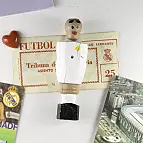 Tendrás en casa un muñeco de futbolín genuino