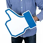 Di lo que te gusta con esta mano de Facebook