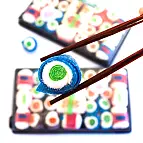 Incluye 25 piezas de sushi