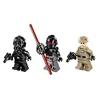 Incluye tres minifiguras con diferentes armas