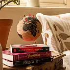 Un precioso globo terráqueo de corcho