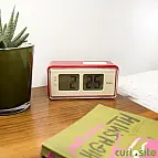 Funciona con dos pilas AA (no incluidas)