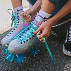 Unos patines de 4 ruedas muy vintage