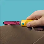 Incluye una sierra segura para niños