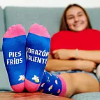 Calcetines con mensaje: Pies fríos, corazón caliente