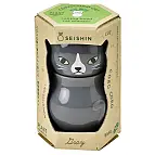 Gatito gris con semillas de albahaca