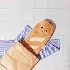 Bolsa de agua caliente en forma de baguette