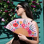 Fabricado en madera de alta densidad y polialgodón