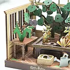 Dimensiones de la maqueta montada: 10 x 9 x 11 cm