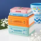 Quemador de aceites esenciales con forma de libros