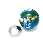 Deja que la fuerza magnética atraiga al mundo