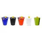 Todos los colores: azul, negro, rojo, blanco y verde