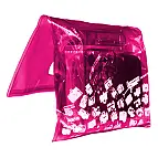 Con la bolsa en rosa