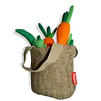 Una bolsa cargada de verdura fresca