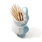 También puedes alimentarlo con palillos