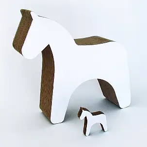  'Trojan Horse', Caballitos de Cartón