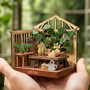 Mini maqueta de clase de herbología Harry Potter