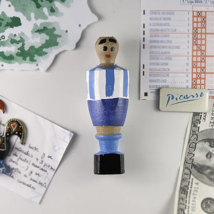 Tendrás en casa un muñeco de futbolín genuino