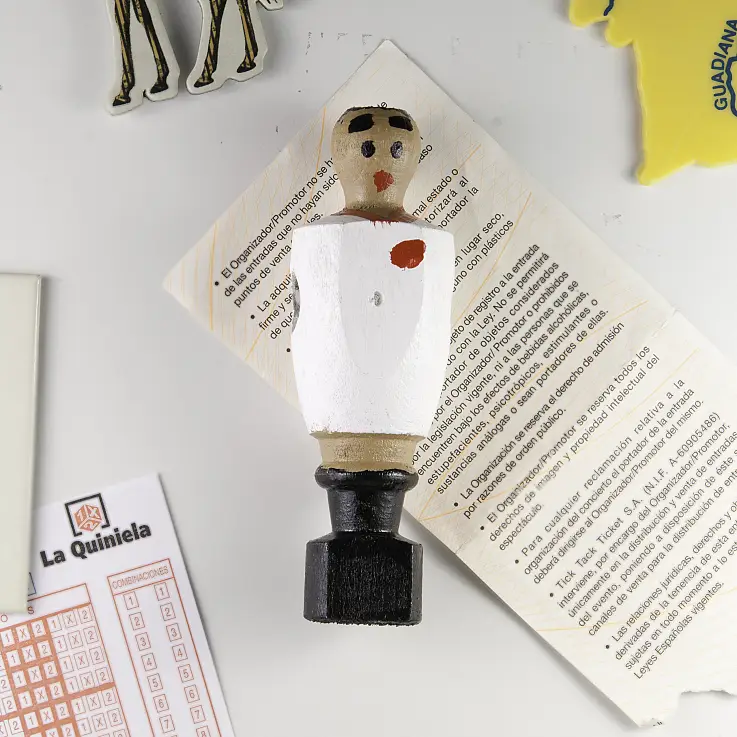 Tendrás en casa un muñeco de futbolín genuino