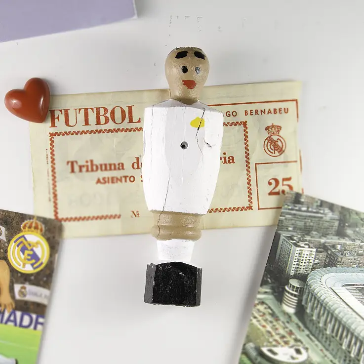 Tendrás en casa un muñeco de futbolín genuino