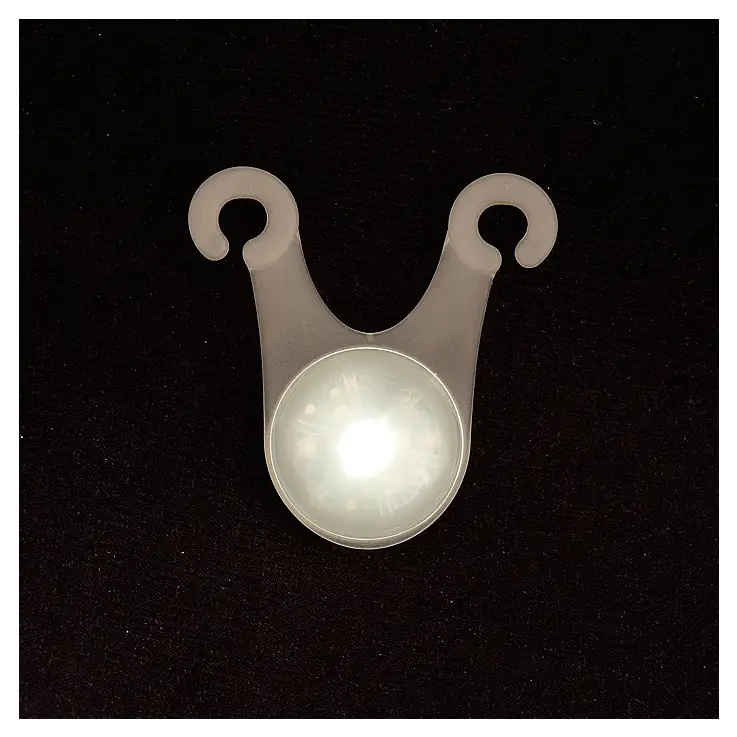Llevan una potente bombilla LED