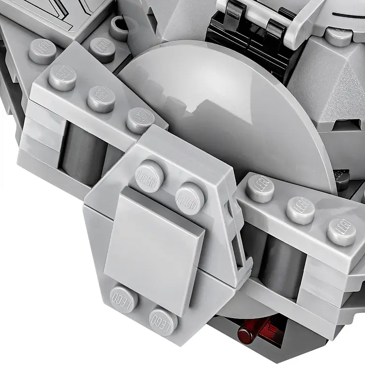 La escotilla superior es abatible