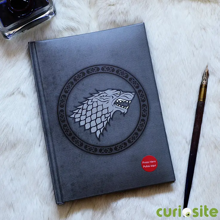 Hay tres casas disponibles: Targaryen, Stark o Lannister