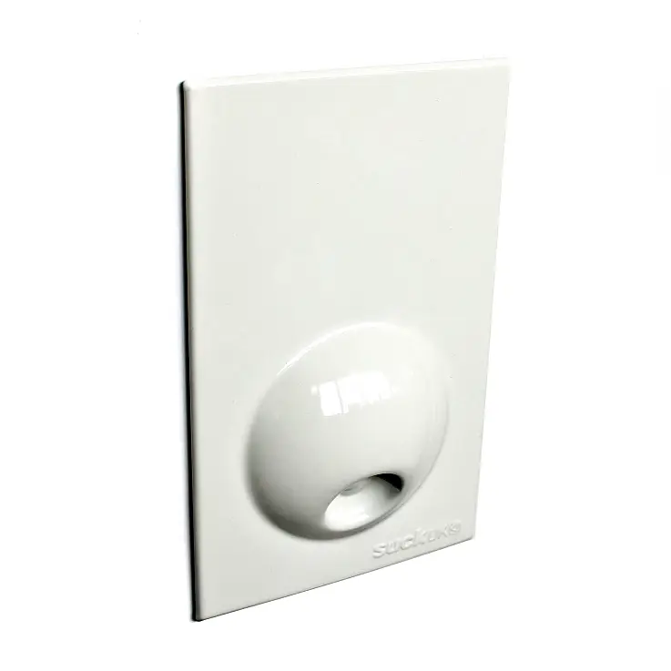 También está disponible en color blanco